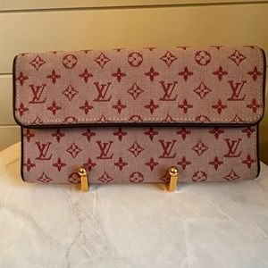 Louis Vuitton Mini Lin International Wallet